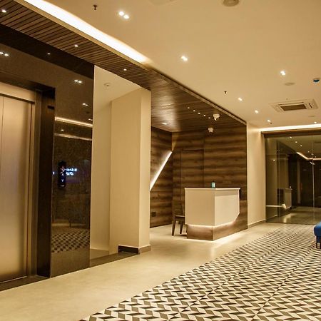 Hotel Galore Inn Maisur Dış mekan fotoğraf